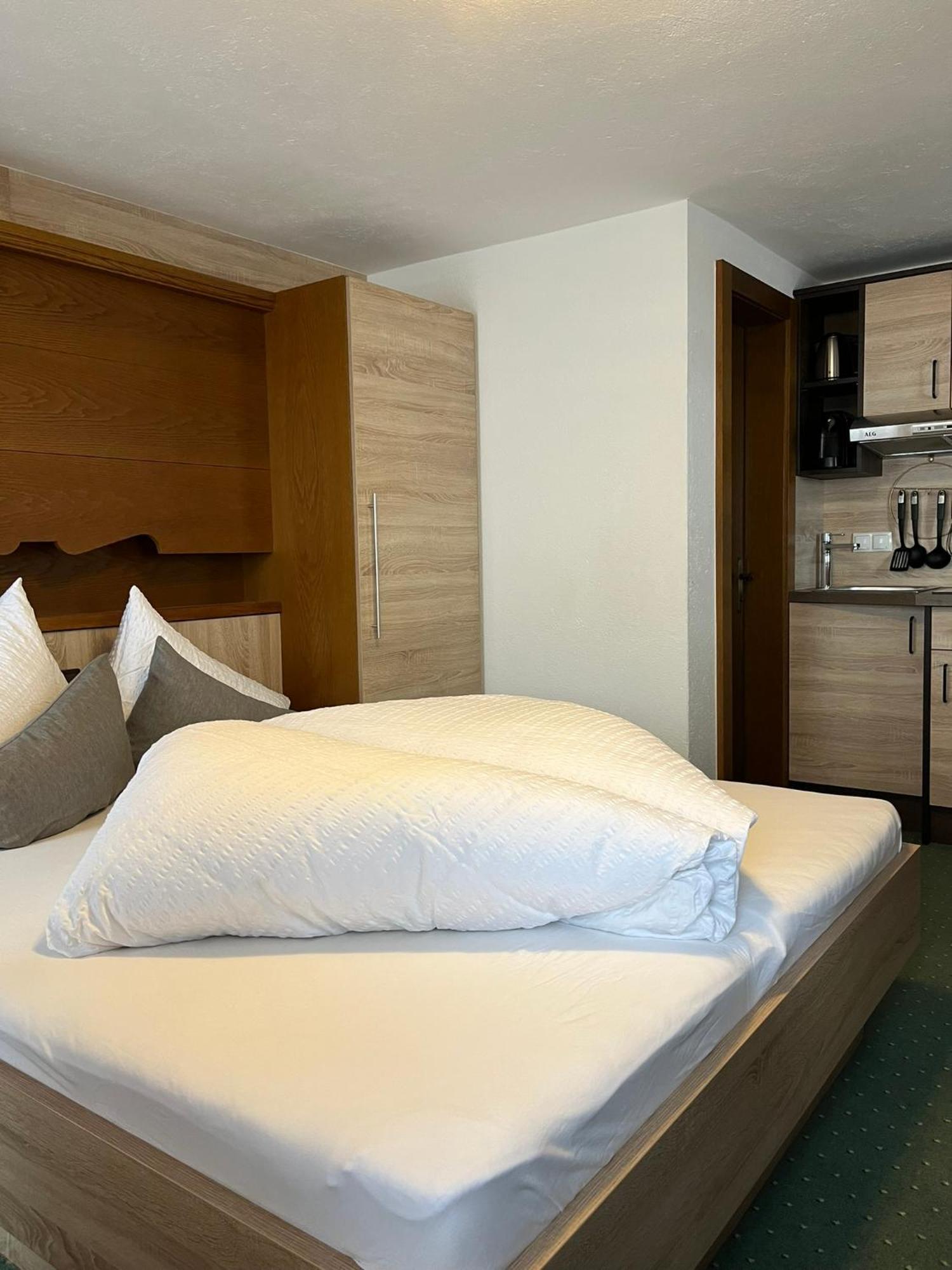 Altes Holzhaus Apartment Solden Luaran gambar