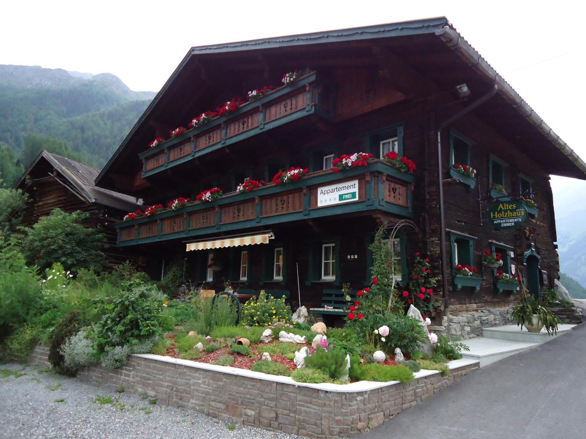 Altes Holzhaus Apartment Solden Luaran gambar