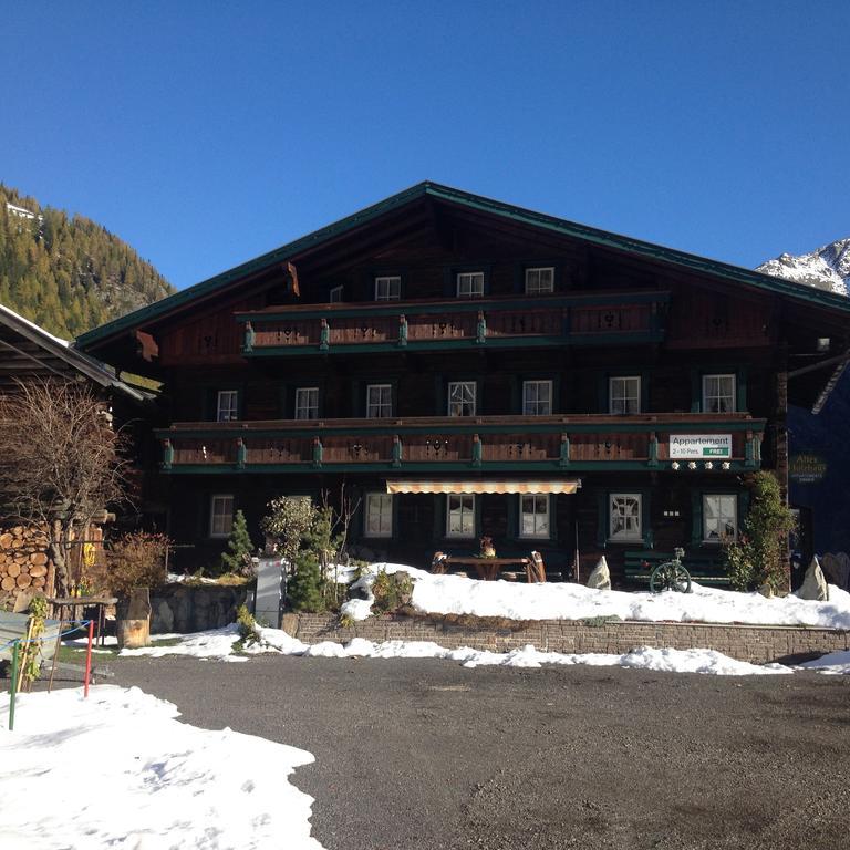 Altes Holzhaus Apartment Solden Luaran gambar