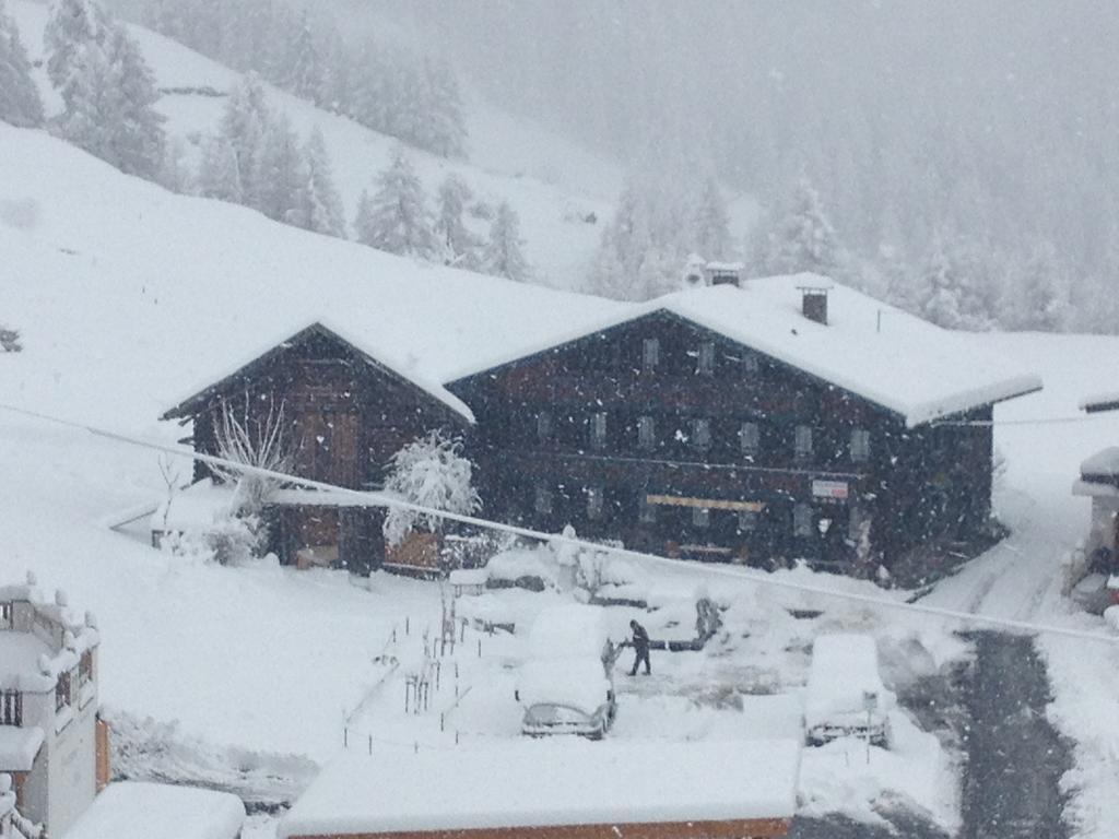 Altes Holzhaus Apartment Solden Luaran gambar